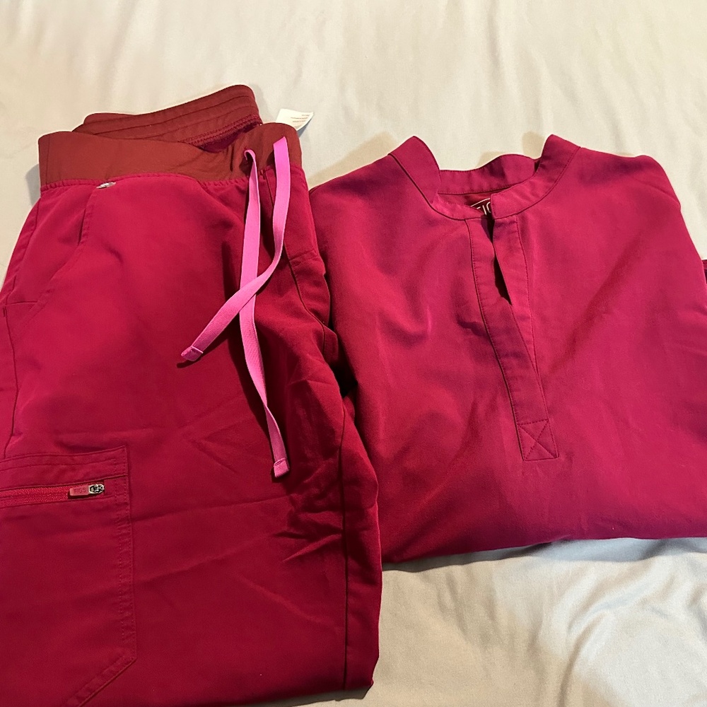 Dark Magenta Rafeala top PO 2189 & Zamora jogger PO 2191